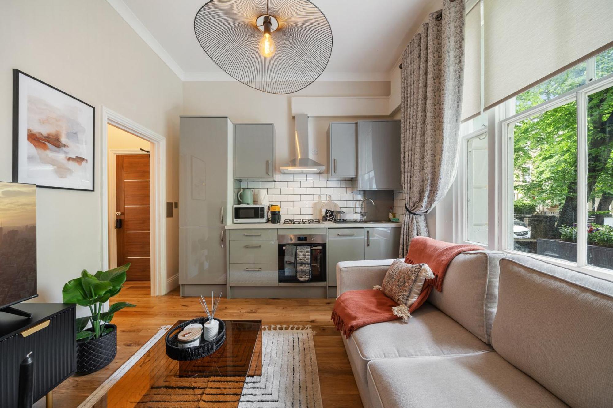 Апартаменты House Of Cambridge Gardens In Notting Hill Лондон Экстерьер фото