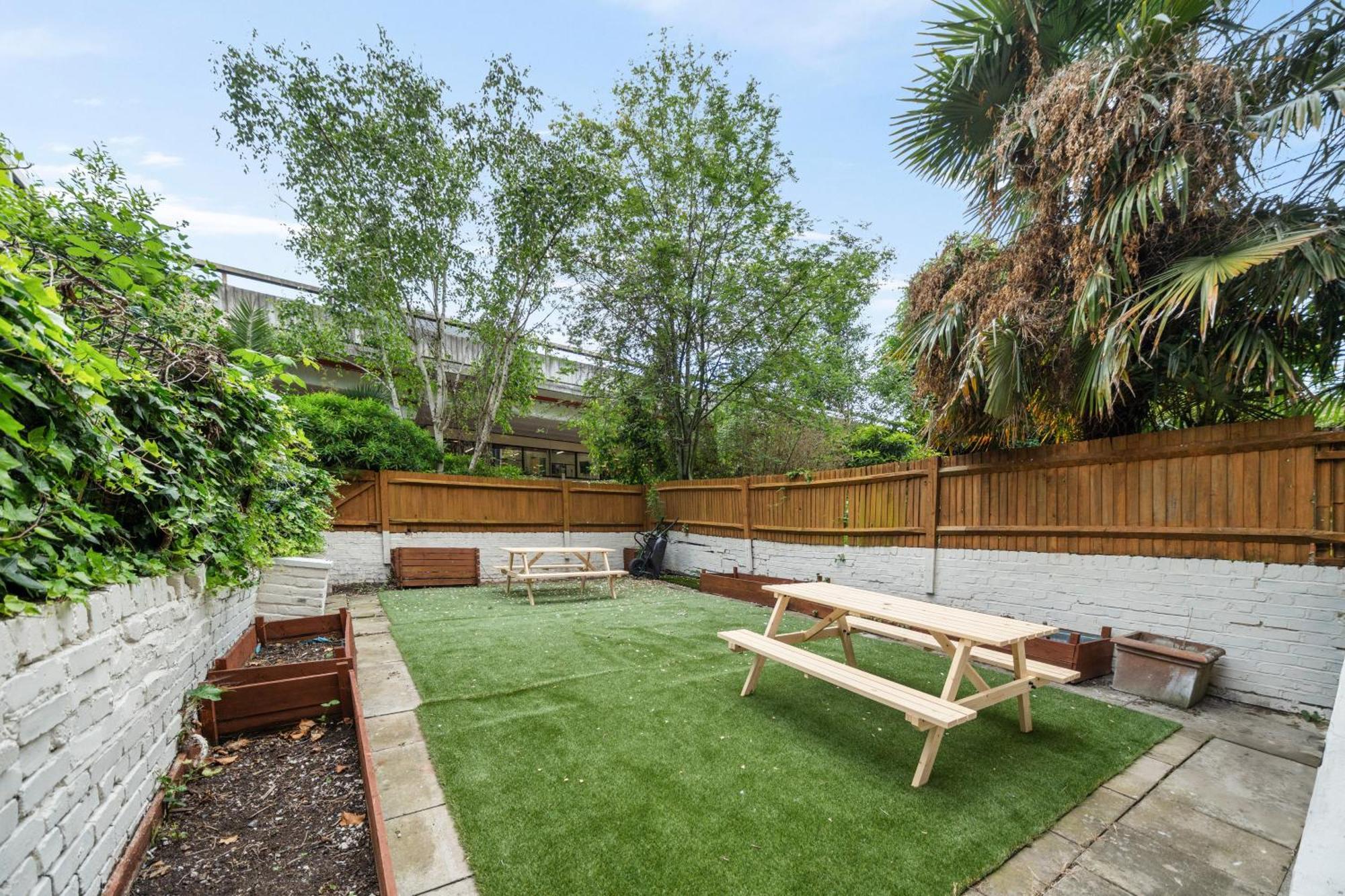 Апартаменты House Of Cambridge Gardens In Notting Hill Лондон Экстерьер фото